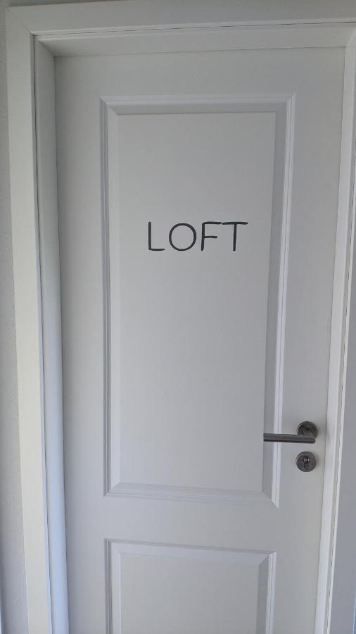 # Exclusives Loft # Parkplatz Auf Grundstueck Mit Wallbox, Klimaanlage, Netflix Apartment ฟัลเคนซี ภายนอก รูปภาพ